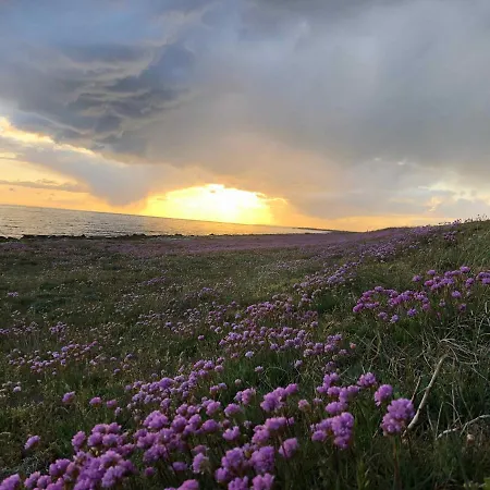 Casa vacanze Lovely Close To The And Nature