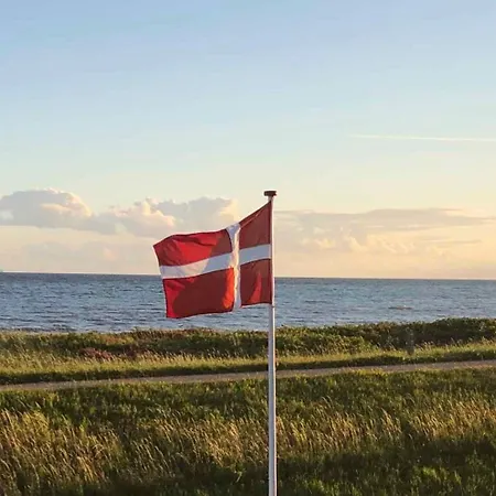 Lovely Close To The And Nature Casa vacanze Rødby