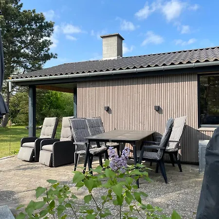 Lovely Close To The And Nature Rødby